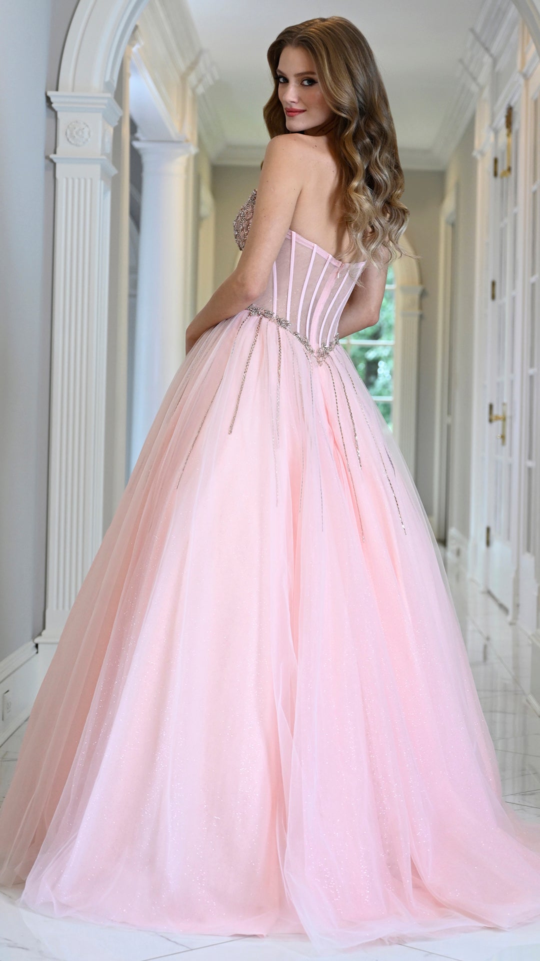 Colors Dress 4004, official designer photograph 1