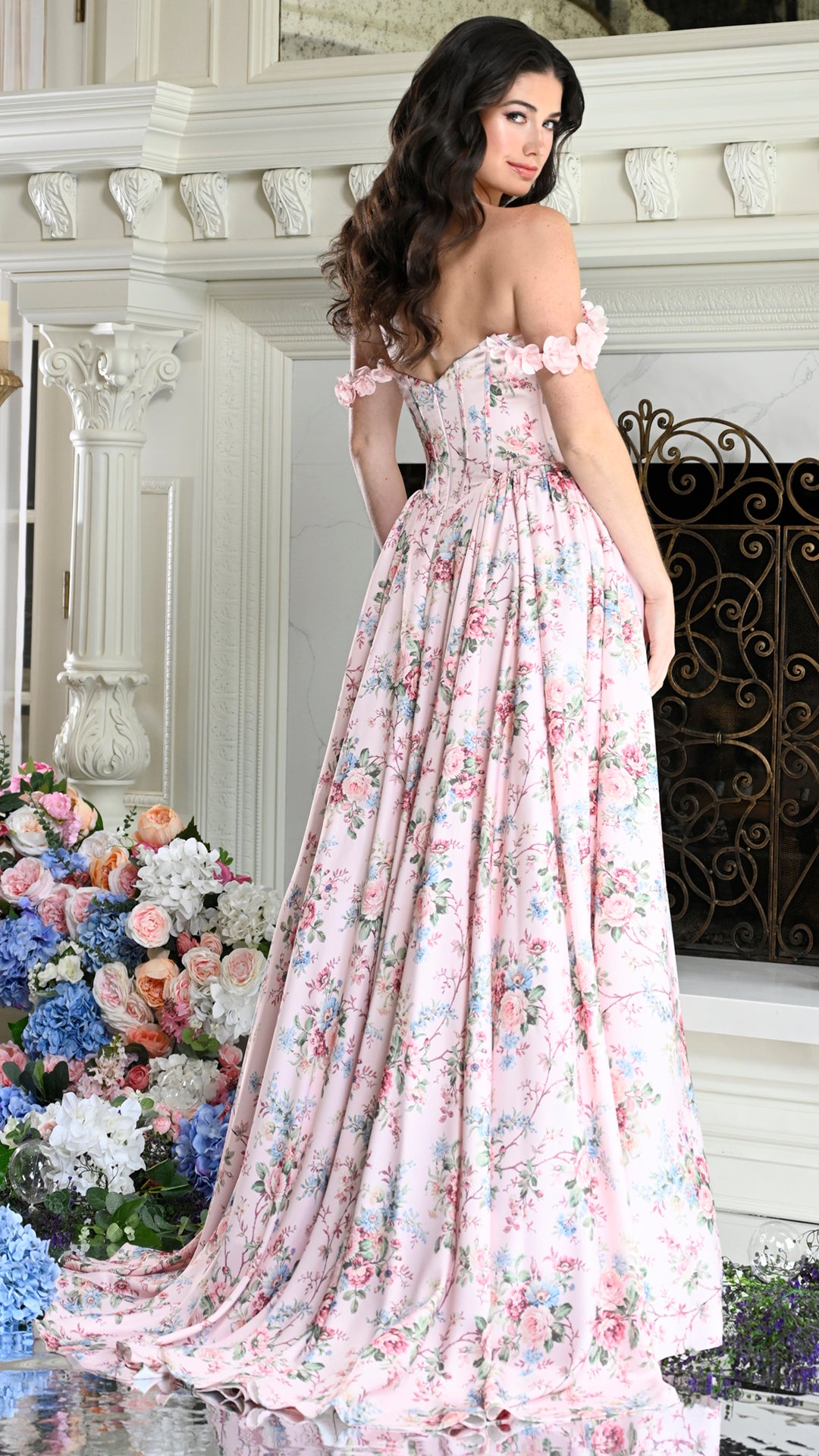 Colors Dress 4214, official designer photograph 2